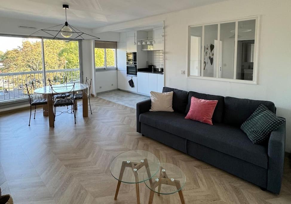 Appartement Neuf Avec Balcon Et Parking Prive Caen Dış mekan fotoğraf