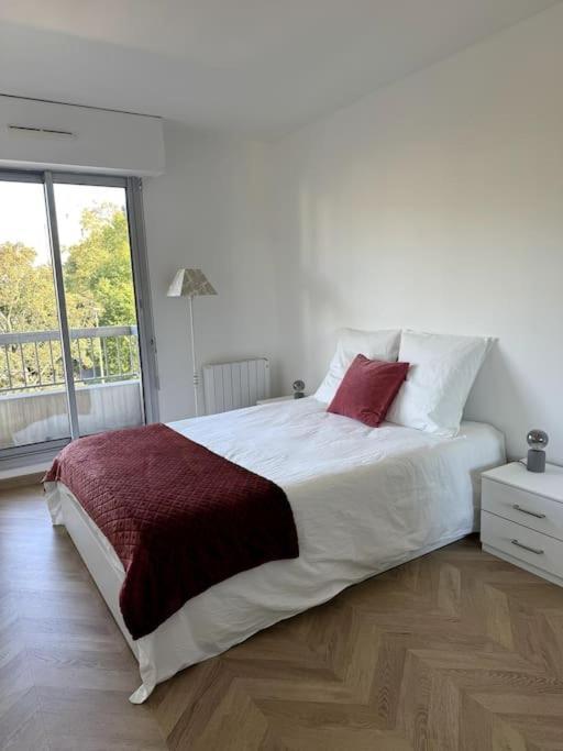 Appartement Neuf Avec Balcon Et Parking Prive Caen Dış mekan fotoğraf